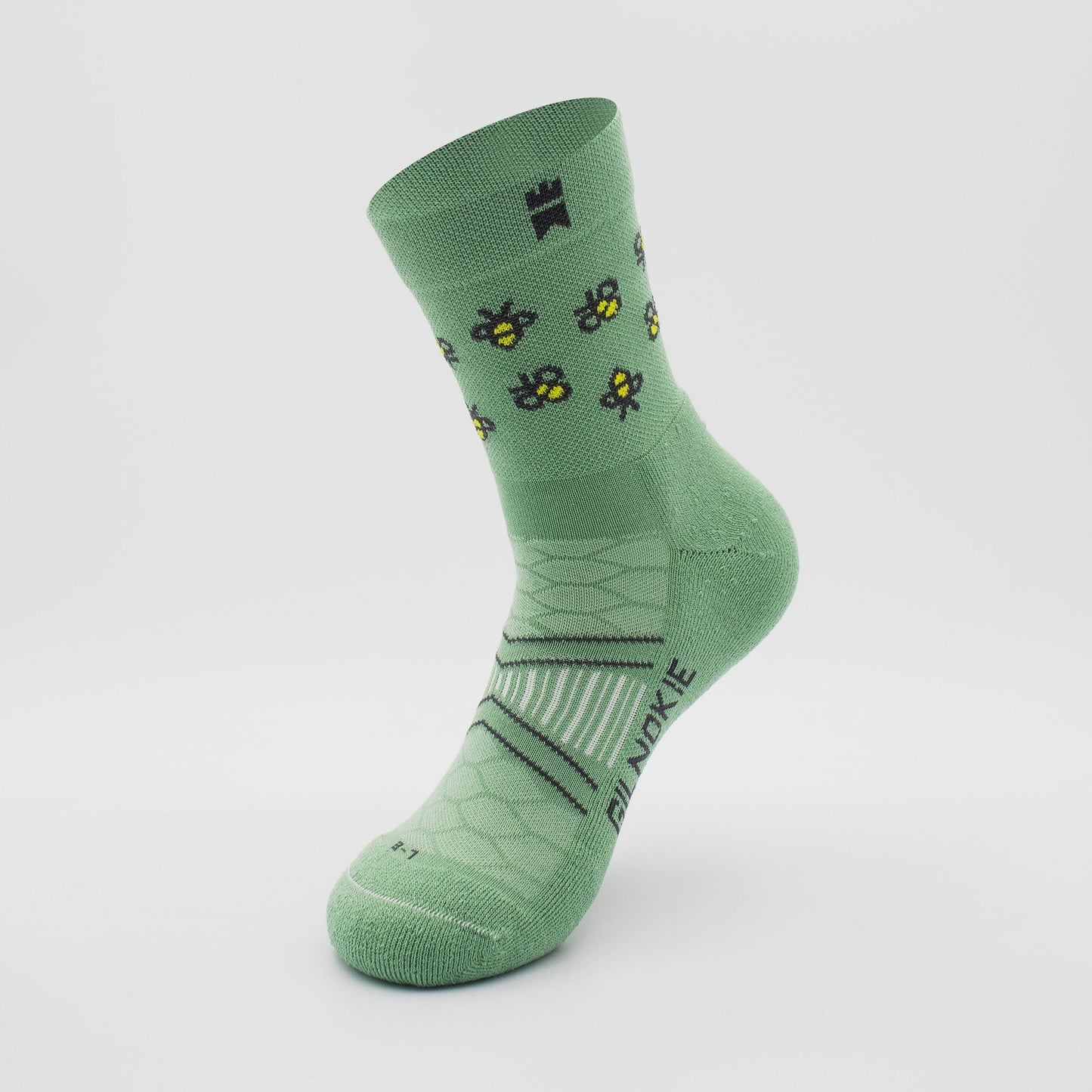 Bee - Half - Crew Height Socks - T - W - SAGBY - 2302 - Gilnokie